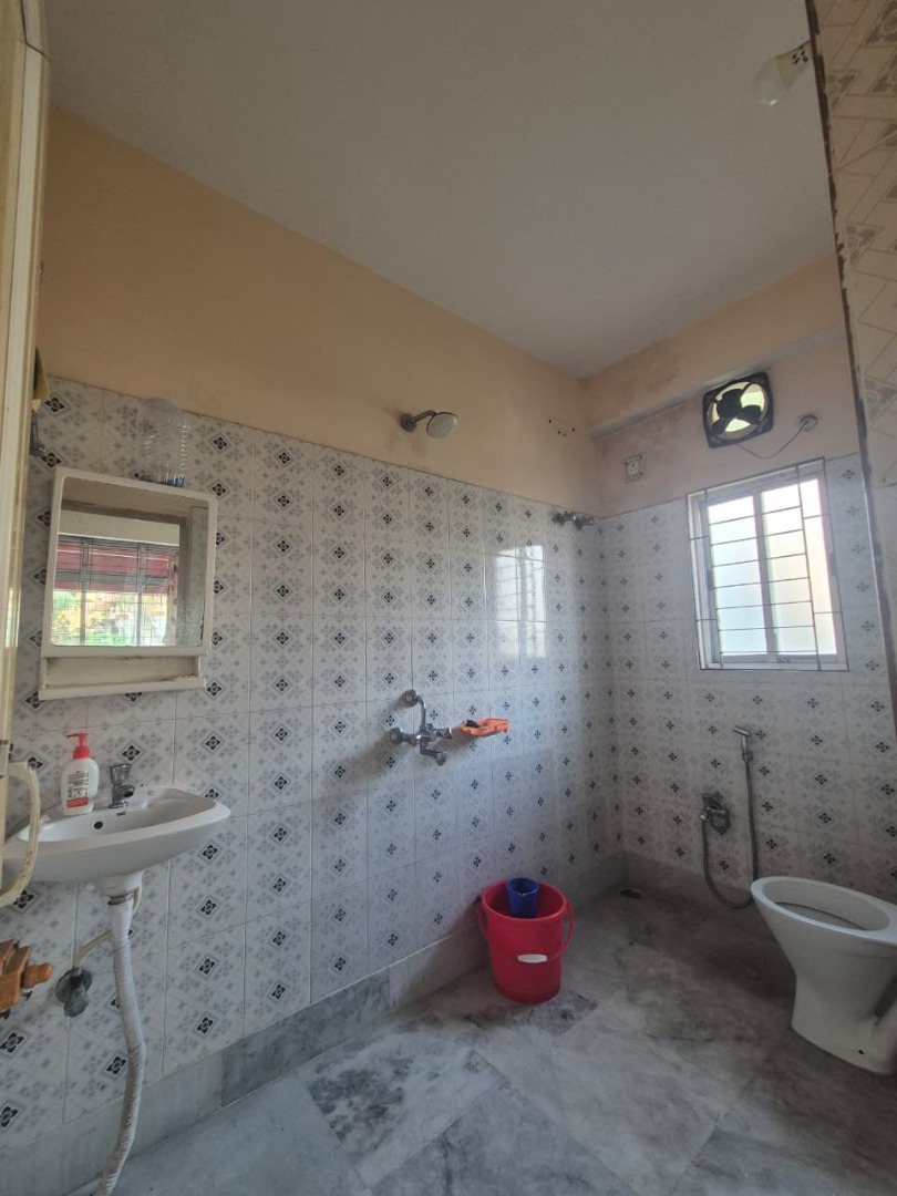 Semi Furnished 3bhk in Rukmini Gaon, Guwahati, Assam, India for Rent
